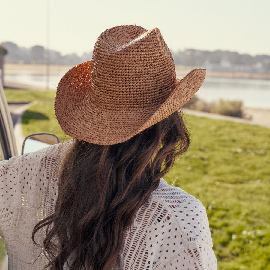 Winton Fedora in Sandstone