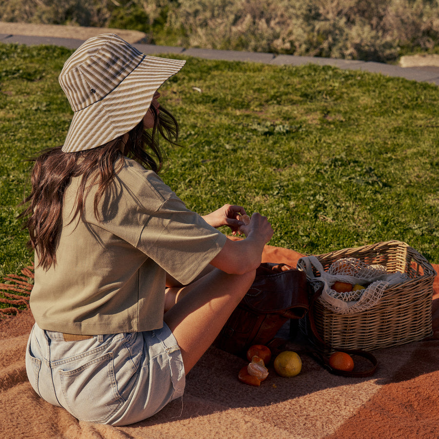 Cove Bucket Hat in Ocean Blue