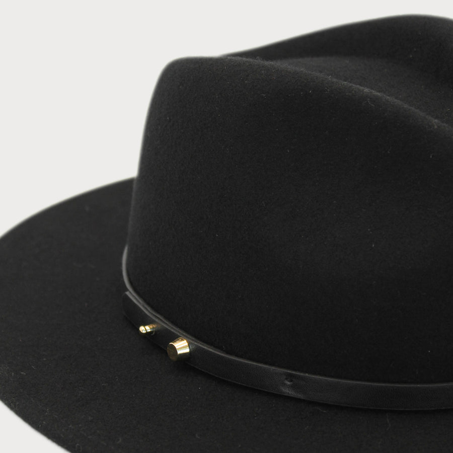 Close-up view of the Oslo Fedora in Black
