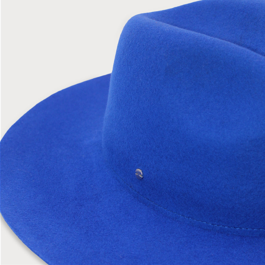 Close-up image of the The Callisto Fedora in Royal blue